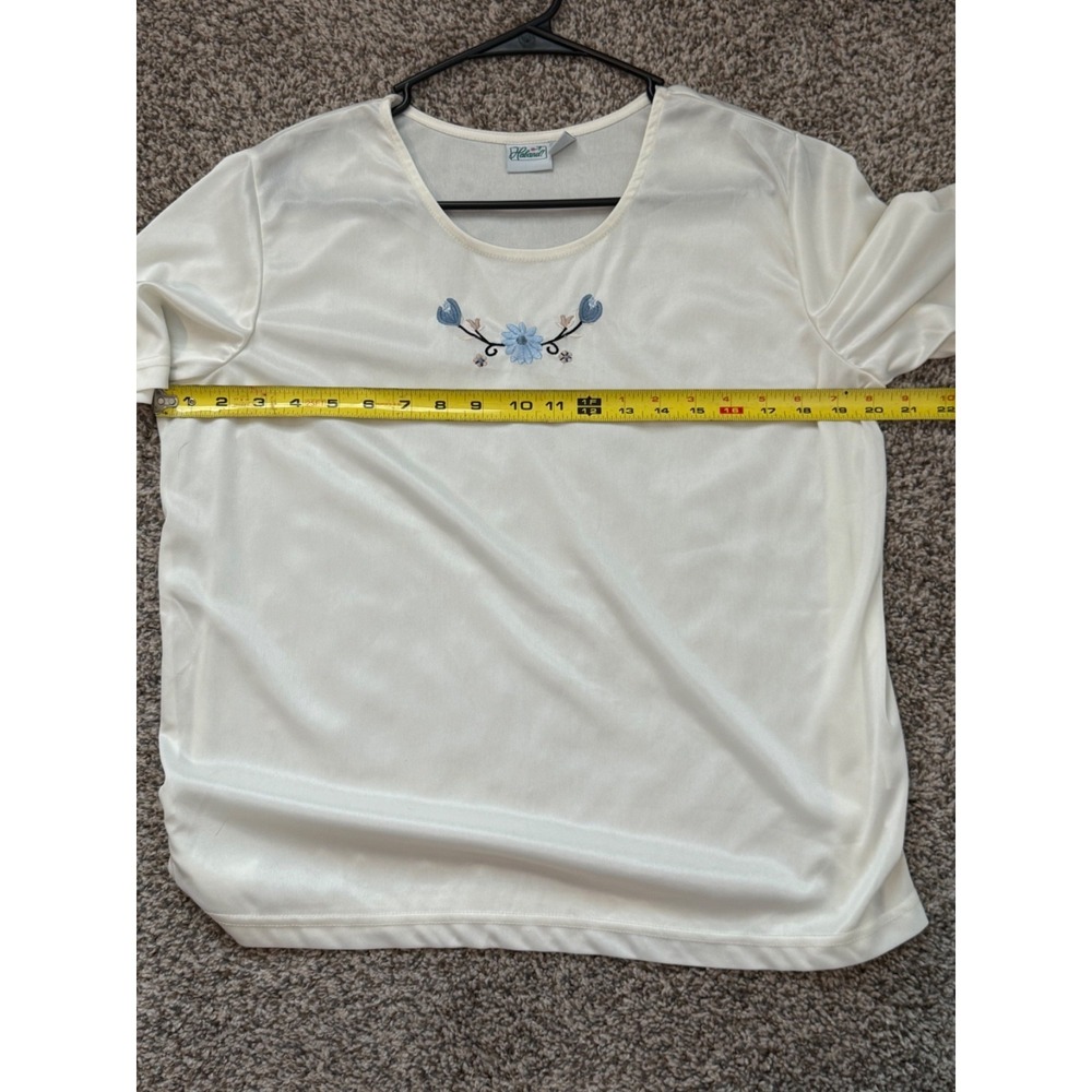 Embroidered Floral Ivory Top Women's L Short Sleeve Boho Cottagecore Knit Tee - Picture 4 of 4
